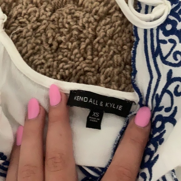 Kendall and Kylie Blue and white romper - Picture 3 of 3